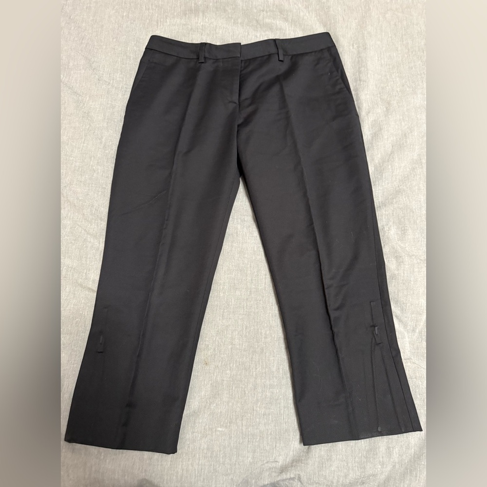 Maison Margiela womens black crop trouser w/zipper detail at leg. EU42 US2-4